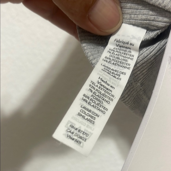 ALO Yoga Light Gray Ribbed Crop Top Size XS NWT - Picture 7 of 9